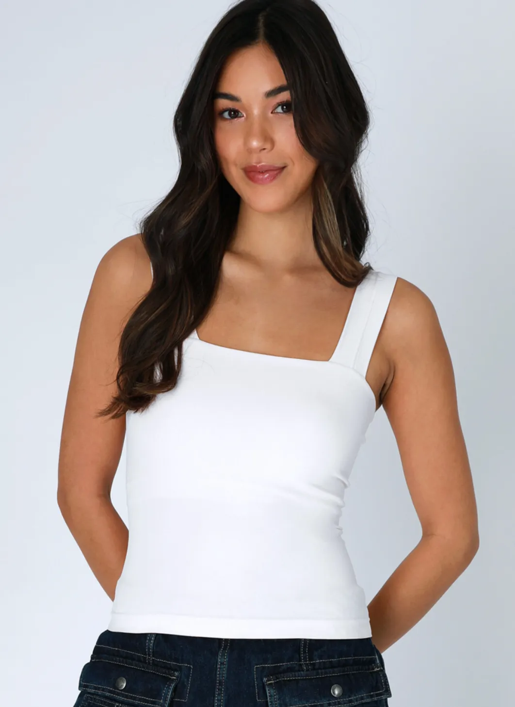 Clean Line Square Tan