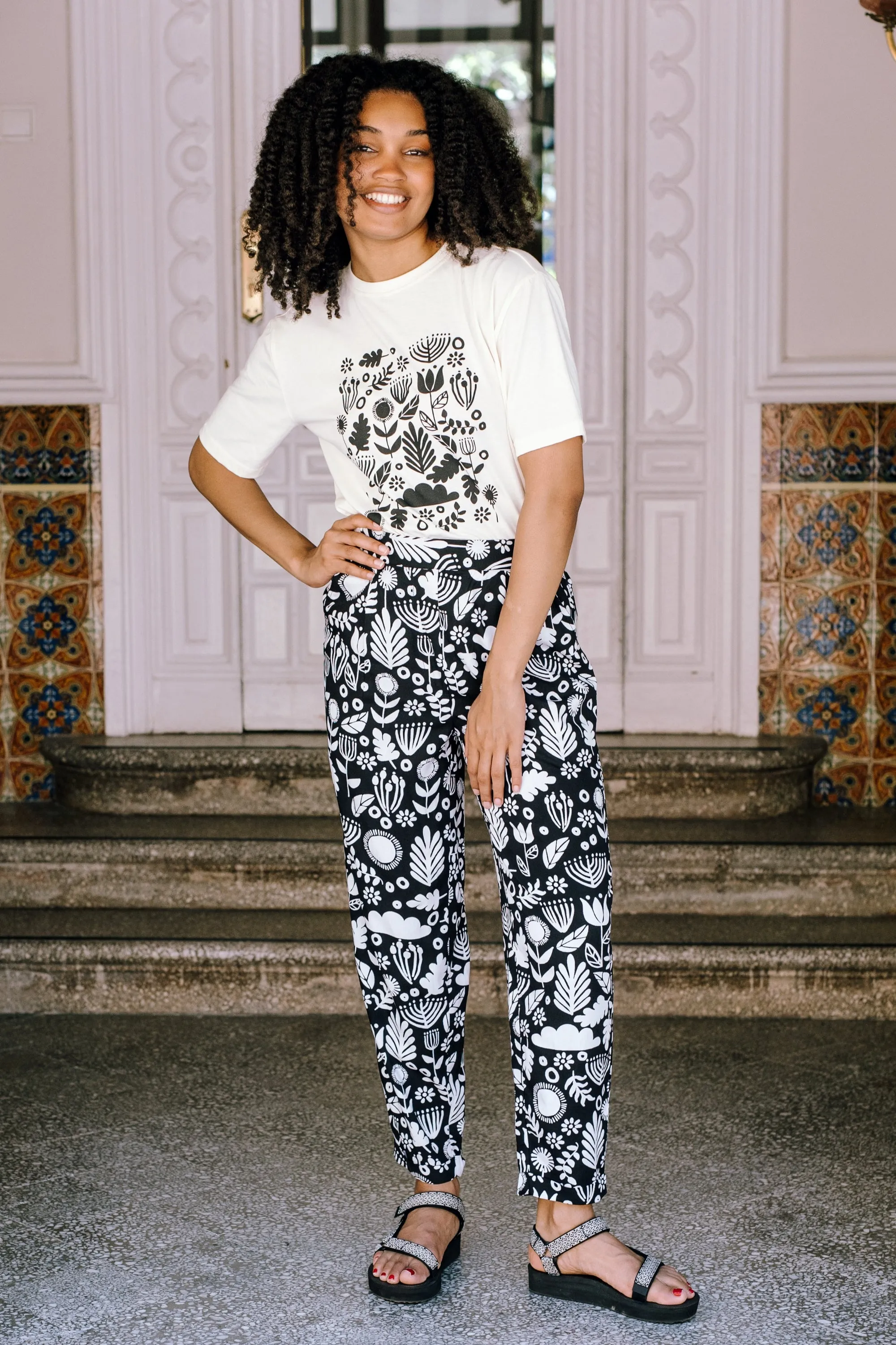 Debbs Trousers - Monochrome. Folk Floral
