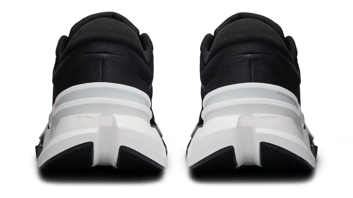 On Cloudflyer 5 'Black White'