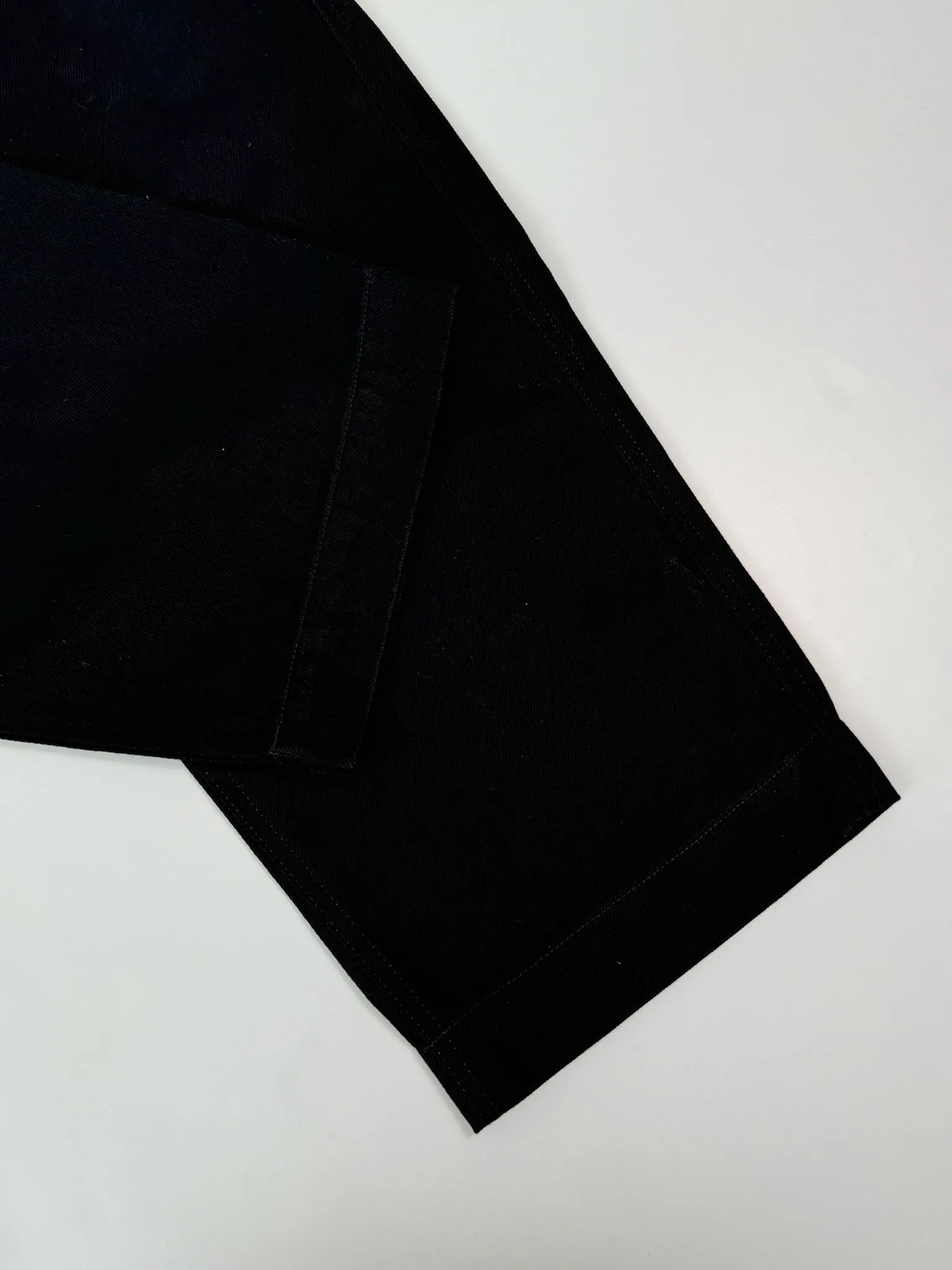 Pantaloni In Denim Blu Notte Gamba Dritta