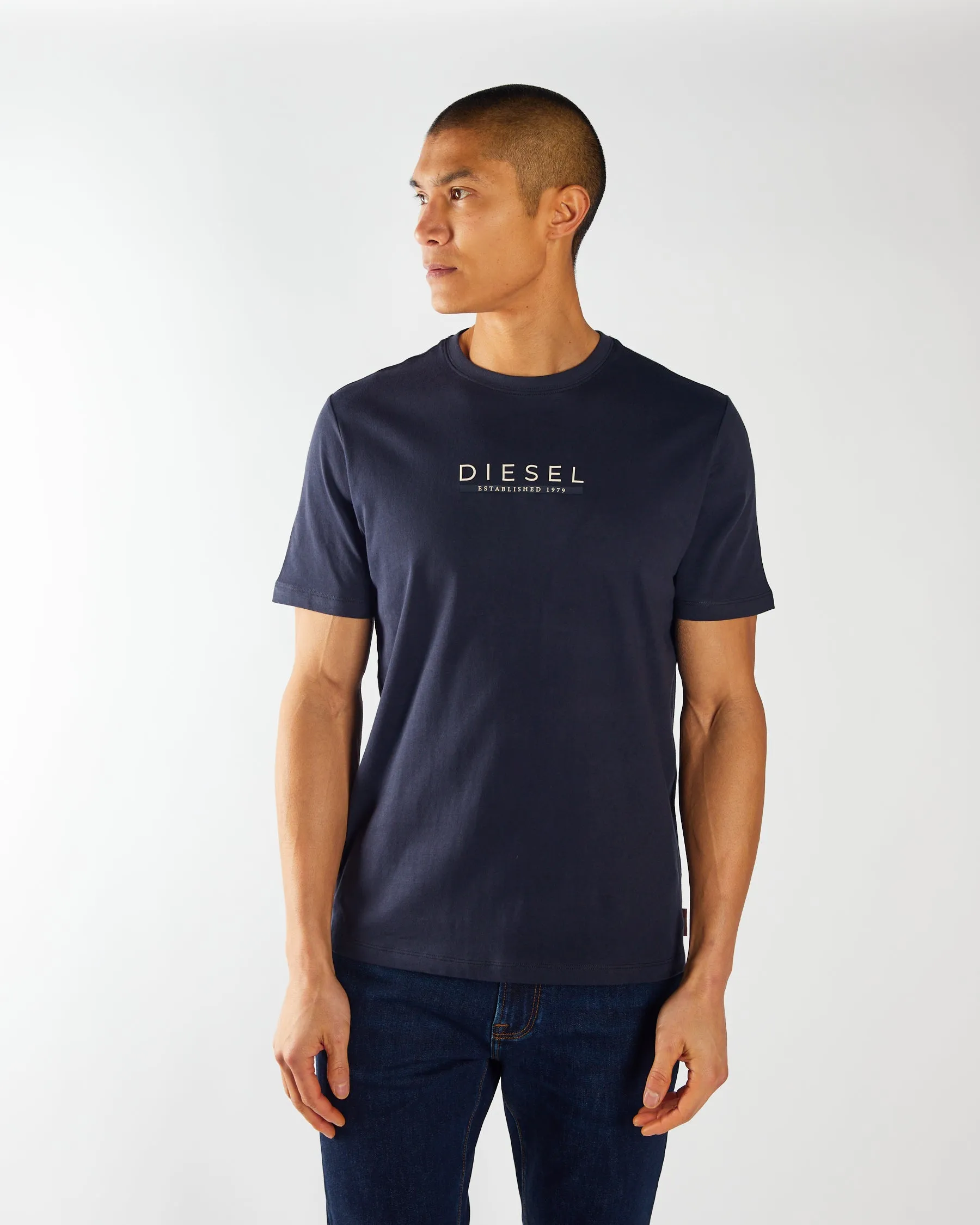 Rylan Tee Salute Navy