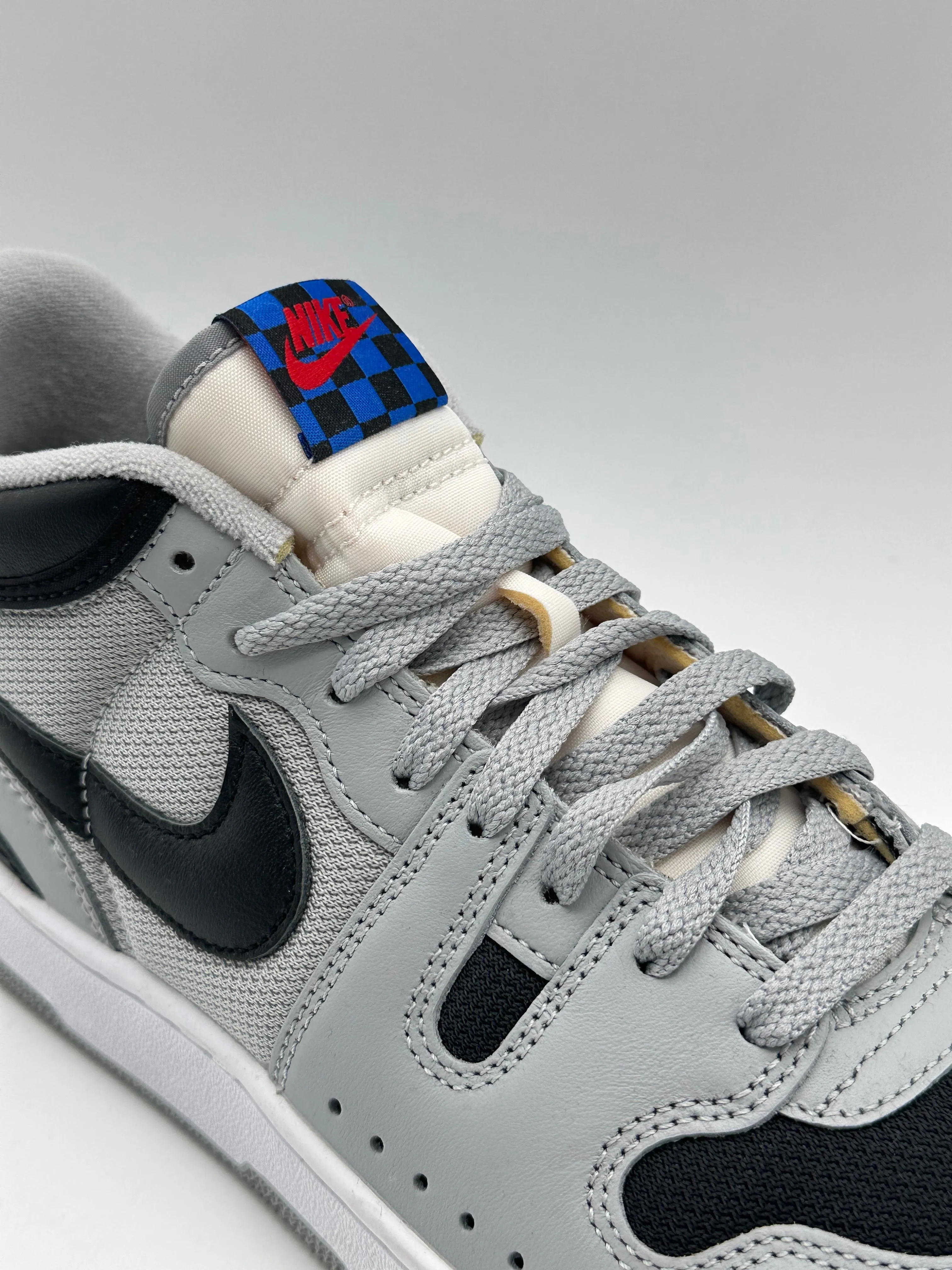Sneakers Nike Mac Attack QS SP Light Smoke Grey