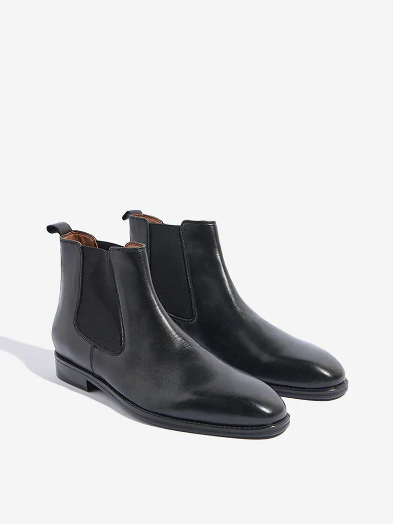 SOLEPLAY Black Leather Chelsea Boots