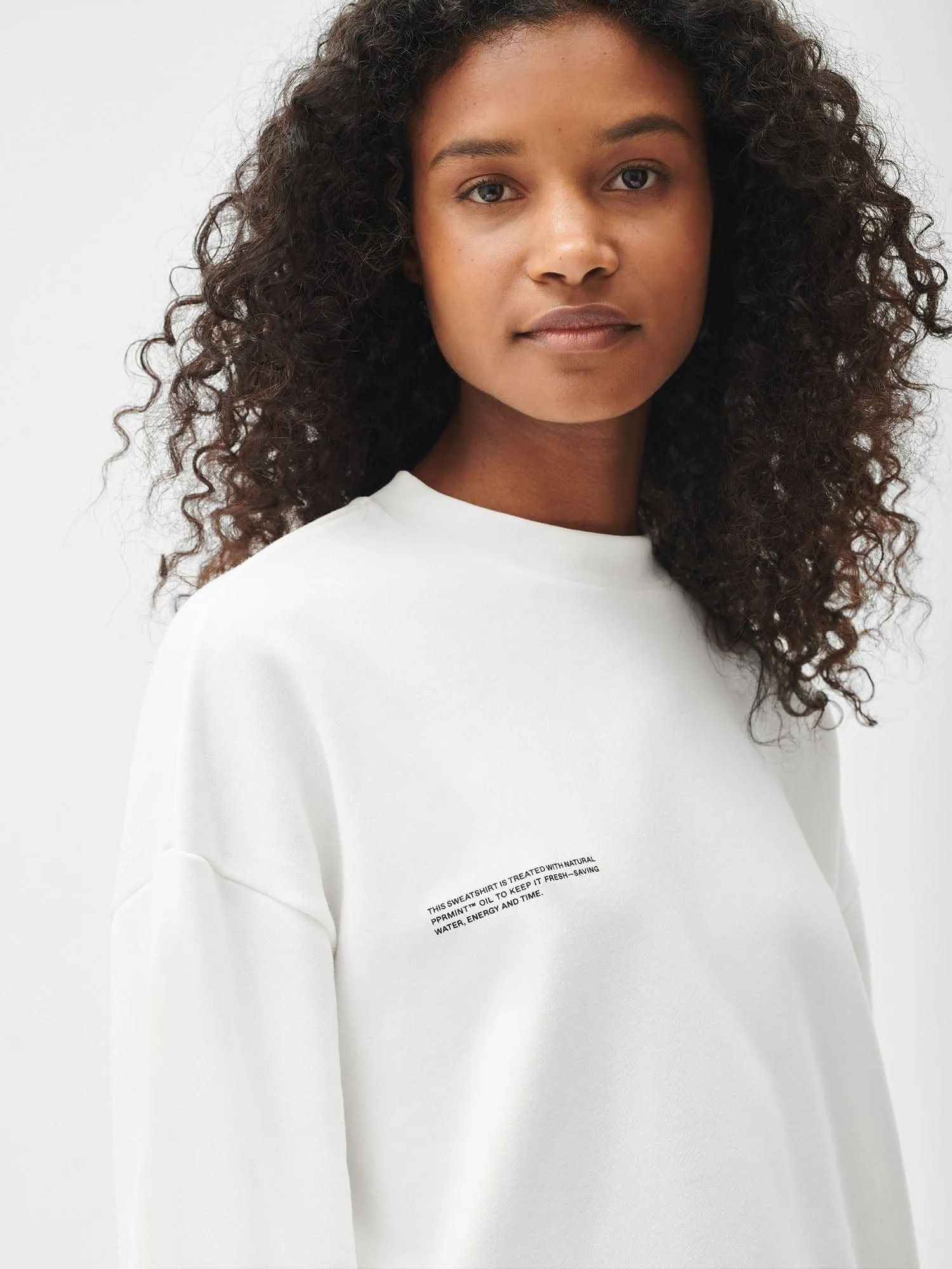 Womens 365 Midweight Sweatshirt—off-white